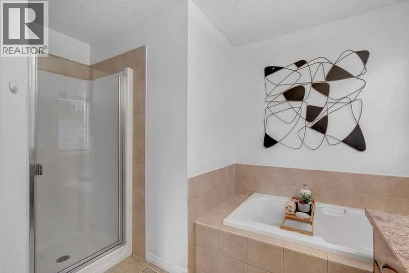105 Saddlecrest Green NE — photo 25 of 40