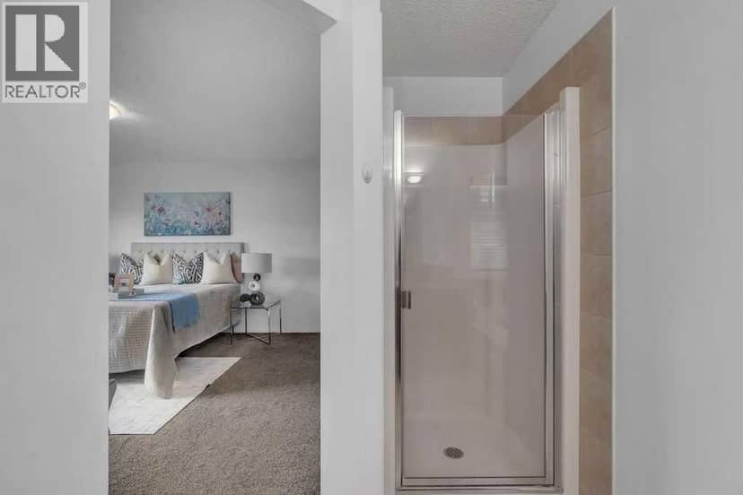 105 Saddlecrest Green NE — photo 27 of 40