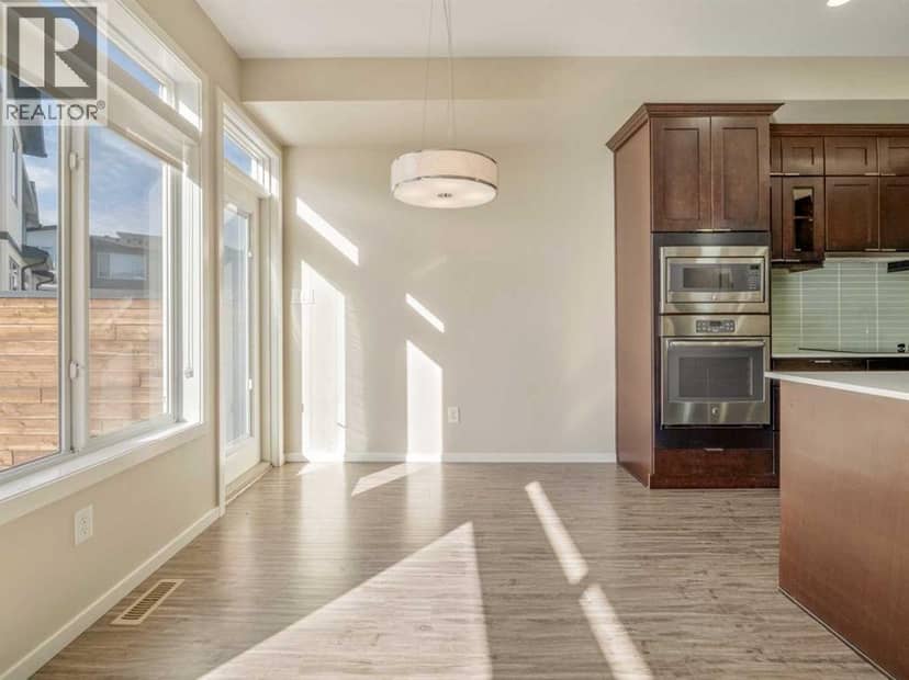 4, 450 Highlands Boulevard W — photo 18 of 40
