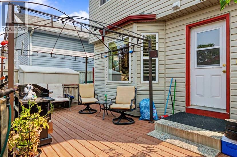 311 Erin Circle SE — photo 23 of 38