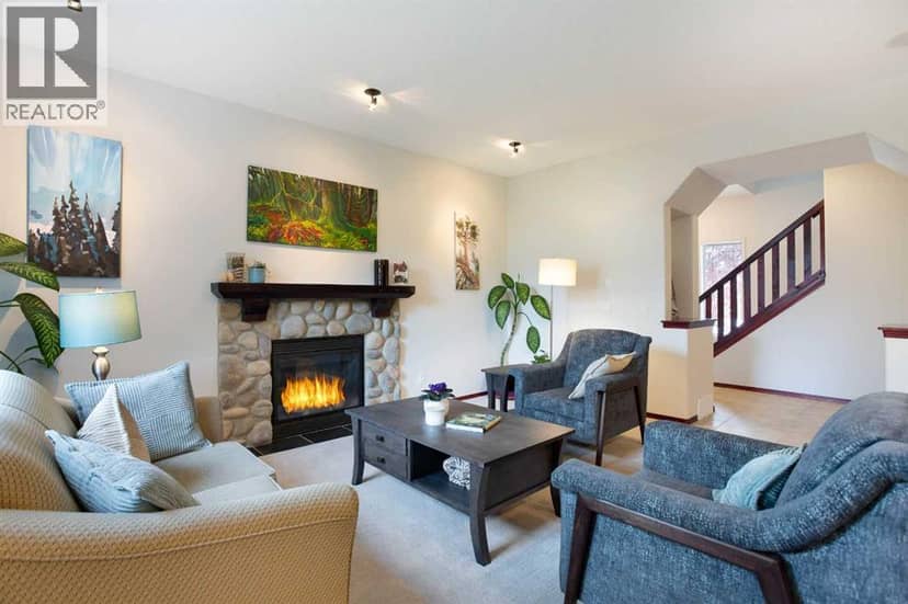 66 Cougarstone Close SW, Calgary, photo 5