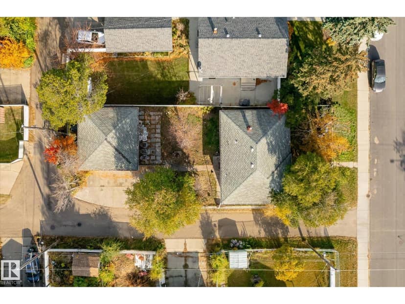 7308 77 ST NW, Edmonton