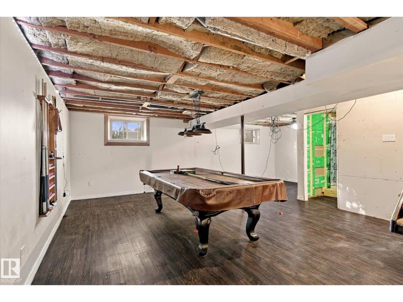7308 77 ST NW — photo 28 of 40