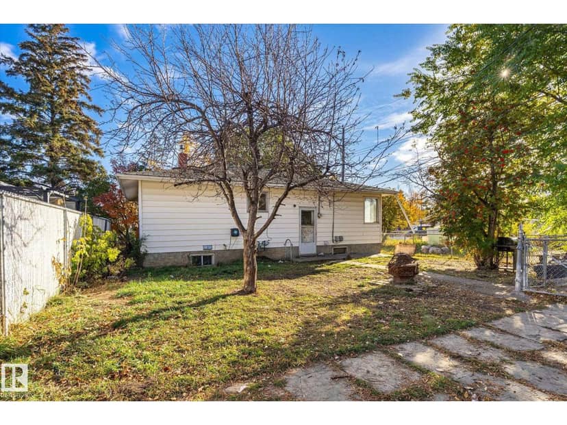 7308 77 ST NW — photo 38 of 40
