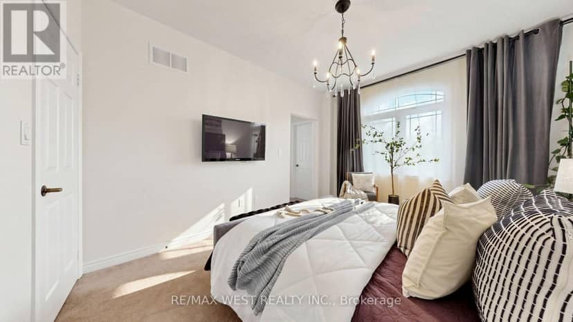 112 Lake Avenue — photo 22 of 40
