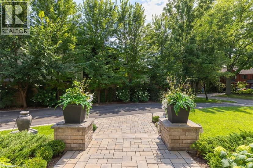 105 WHITTINGTON Place — photo 4 of 40