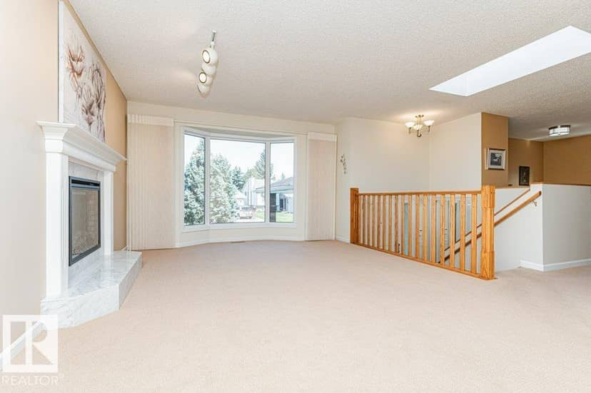 10439 14 AV NW NW, Edmonton, photo 3