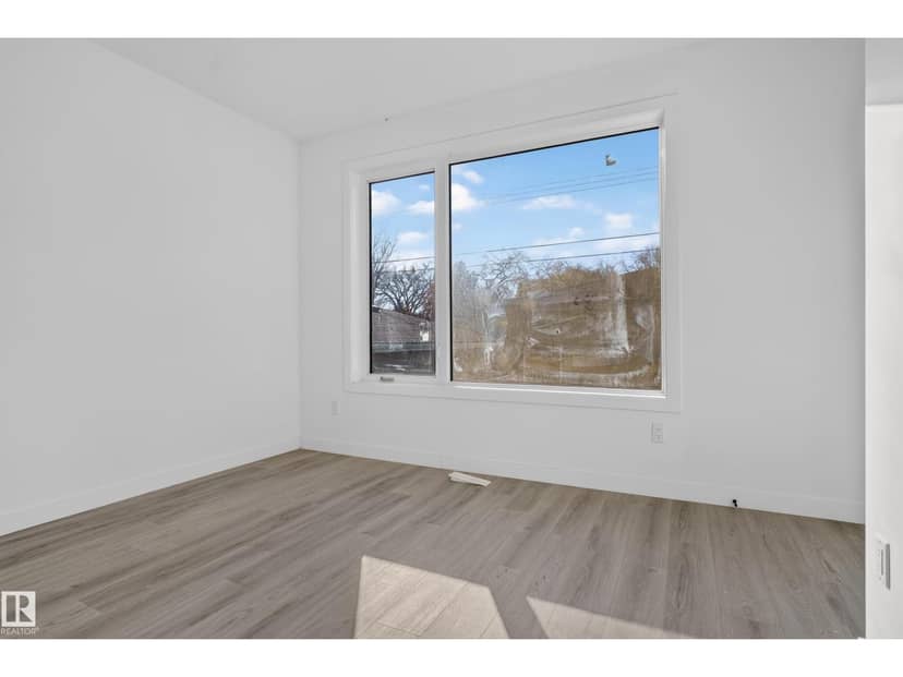3605 112 AV NW NW — photo 12 of 40