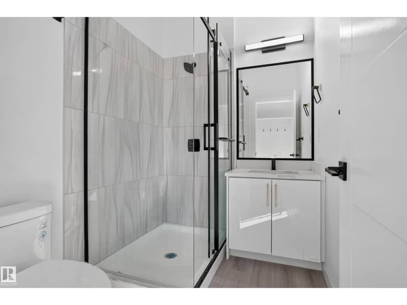 3605 112 AV NW NW — photo 14 of 40