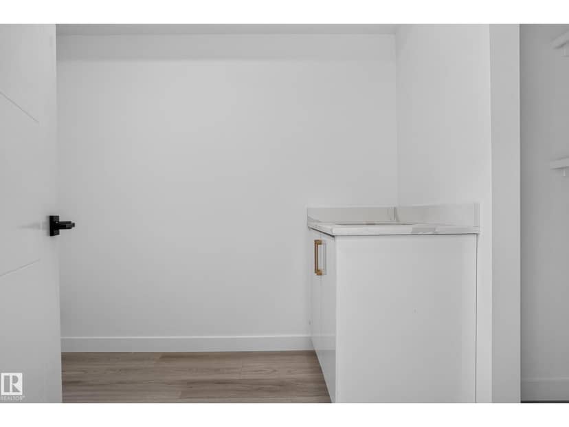 3605 112 AV NW NW — photo 34 of 40