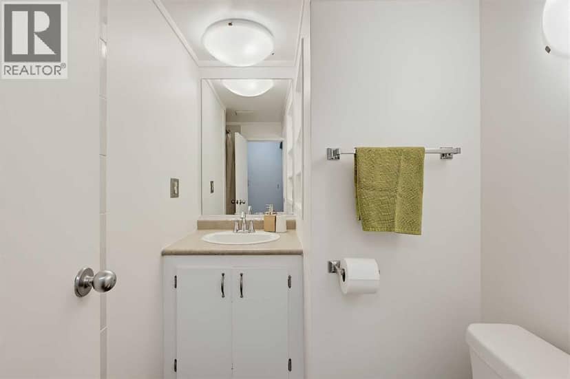 4119 2 Street NW — photo 28 of 40