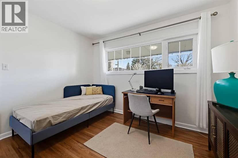 4119 2 Street NW — photo 15 of 40