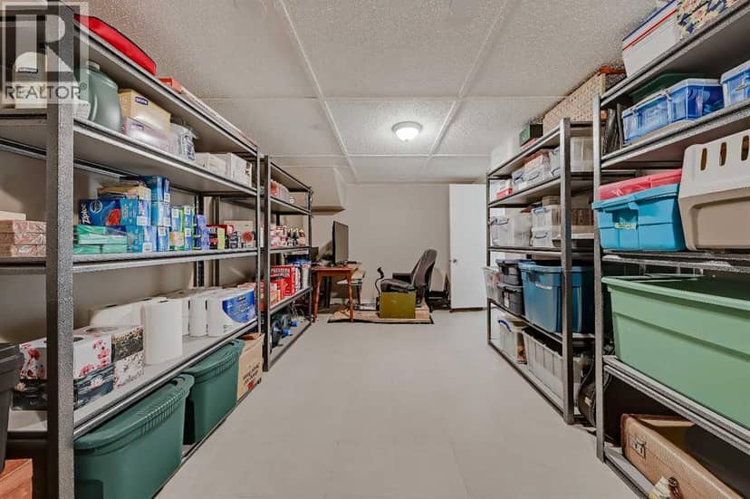 4119 2 Street NW — photo 31 of 40