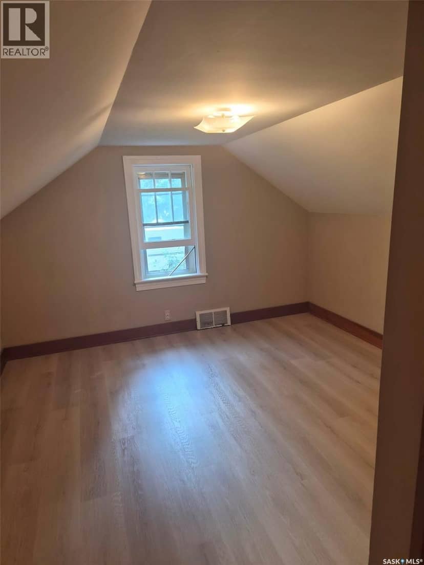 600 3rd AVENUE — photo 13 of 21