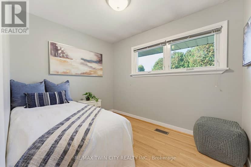 38 Varadi Avenue — photo 14 of 37