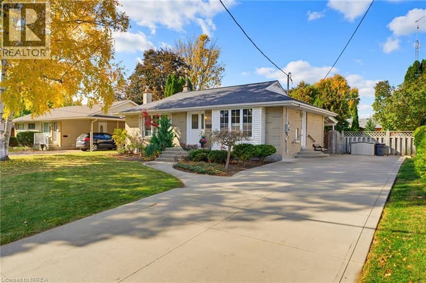 38 VARADI Avenue, Brantford, photo 2