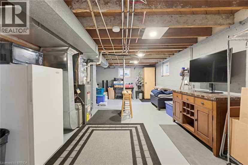 38 VARADI Avenue — photo 22 of 36