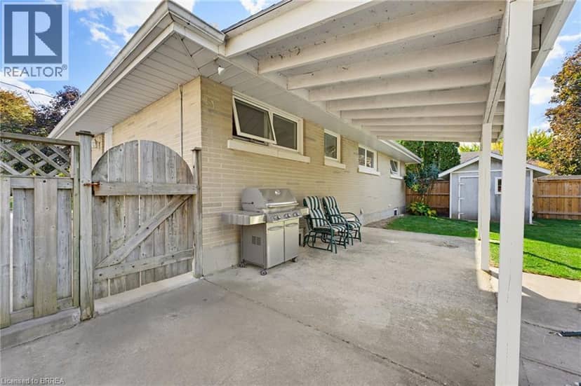 38 VARADI Avenue — photo 27 of 36