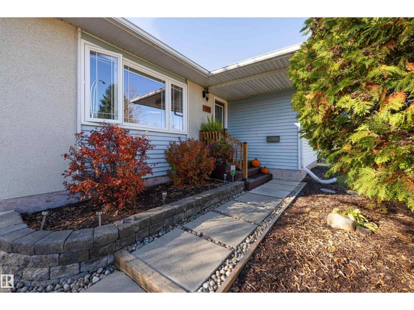 9108 97 ST — photo 33 of 40