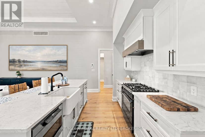 1A Bayberry Lane — photo 10 of 40