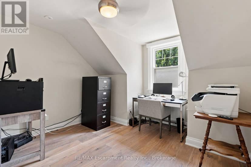 105 Whittington Place — photo 34 of 40