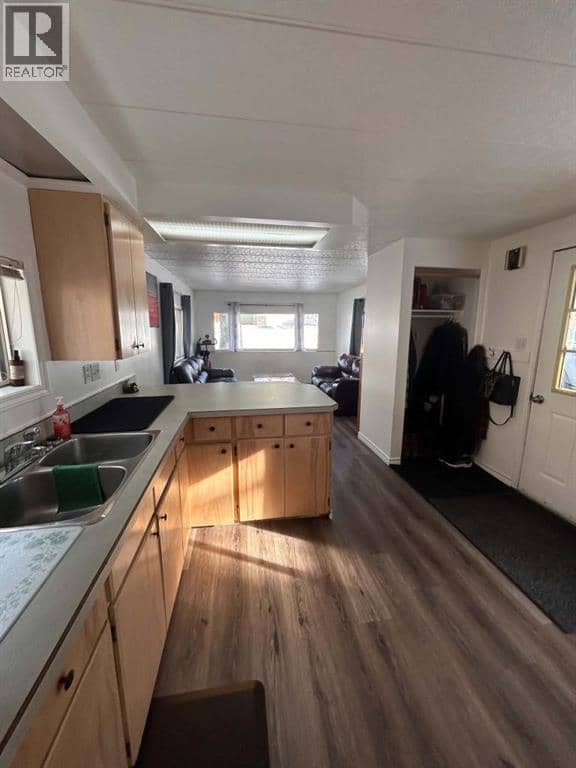 1107 7 AVENUE Avenue N, Beaverlodge, photo 7