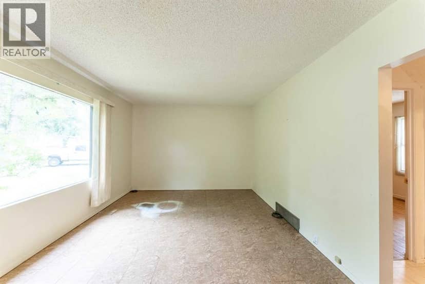 502 12 Street N, Lethbridge, photo 8