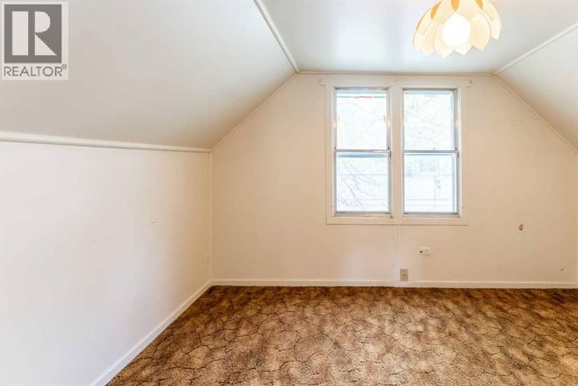 502 12 Street N — photo 25 of 36