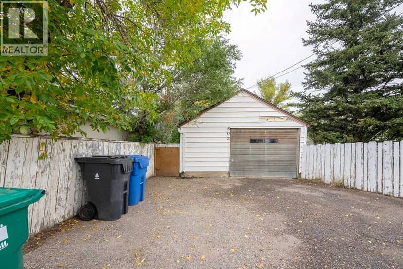 502 12 Street N — photo 36 of 36