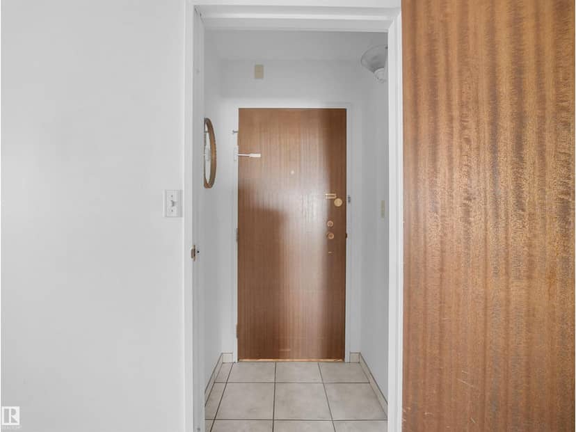 #701 11710 100 AV NW — photo 25 of 40