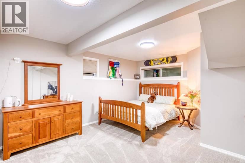 119 Stonegate Crescent NW — photo 37 of 40