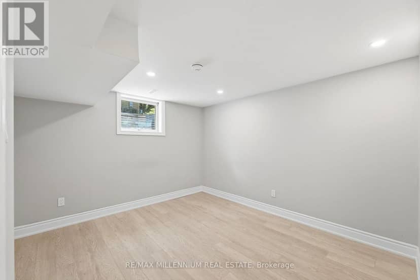 22 Montgomery Road — photo 32 of 40