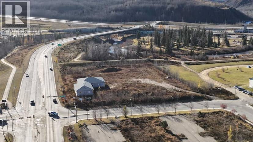 100 Mills Avenue, Fort McMurray, photo 3