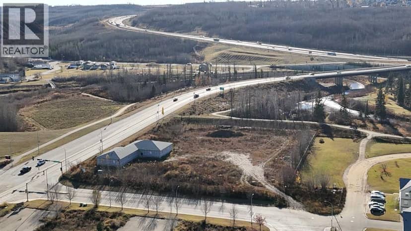 100 Mills Avenue, Fort McMurray, photo 4