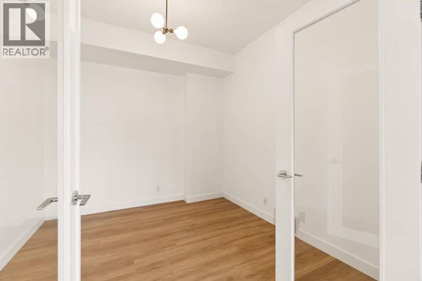 203, 788 12 Avenue SW — photo 38 of 40