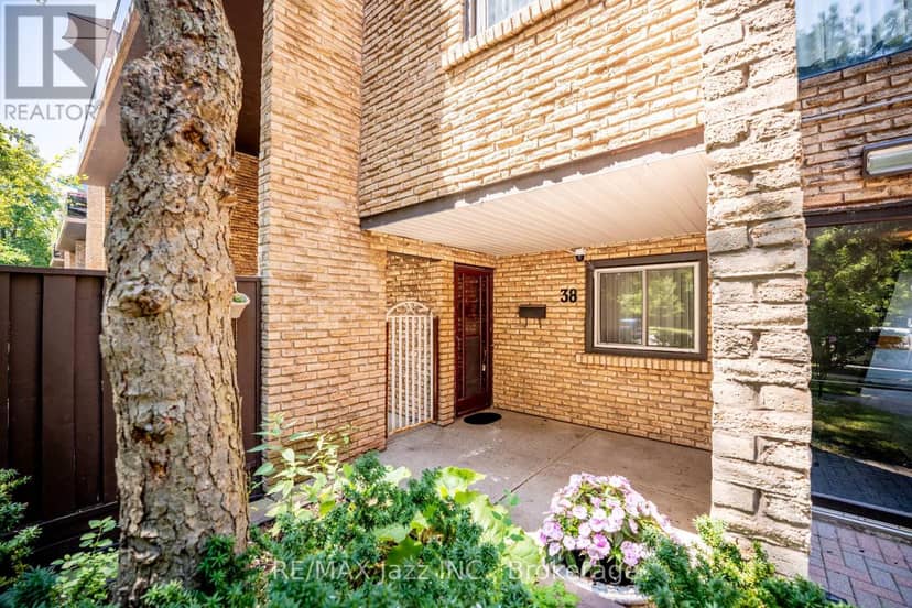 38 - 120 Ling Road, Toronto, photo 3