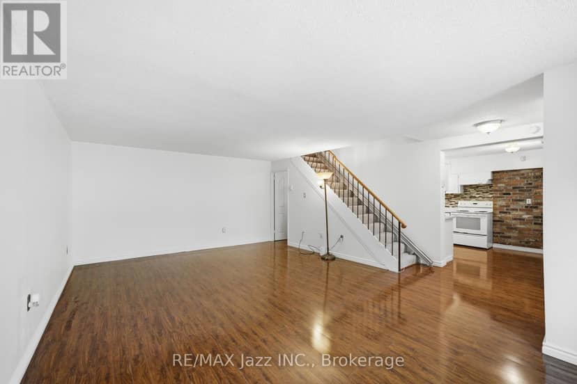38 - 120 Ling Road — photo 9 of 35