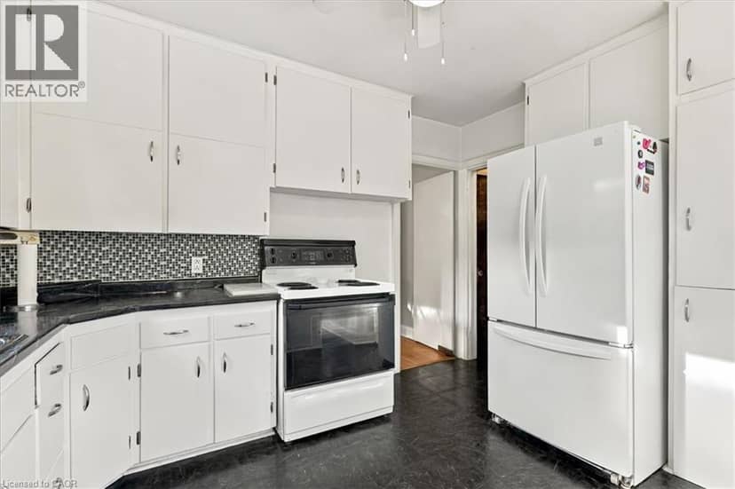 85 HUNGERFORD Road — photo 16 of 37