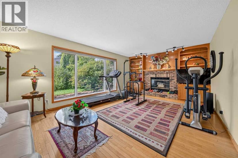 580 Sunmills Drive SE — photo 15 of 34
