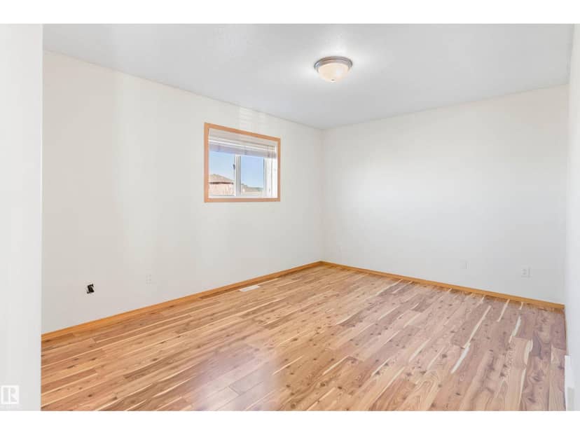 8010 166A AV NW — photo 26 of 40