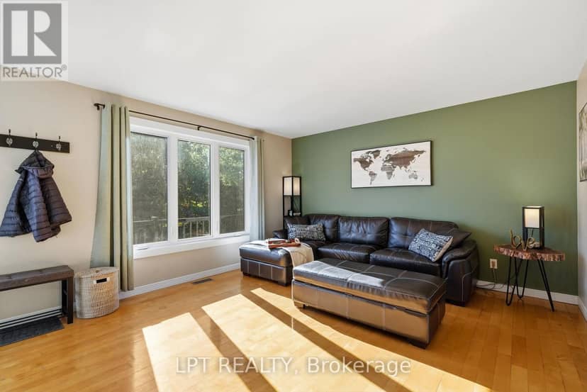 481 Greenlane Road, Champlain, photo 4