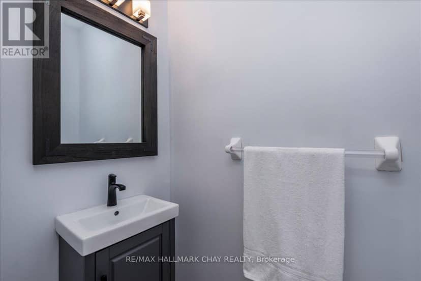 27 Blanchard Crescent, Essa, photo 7