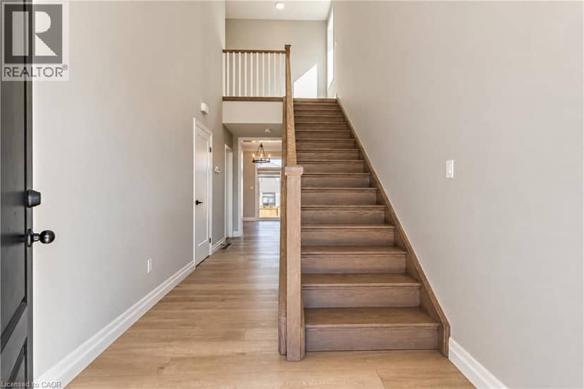 60 LARK Street, Tillsonburg, photo 4