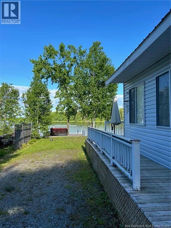105 Mill Road — photo 6 of 22