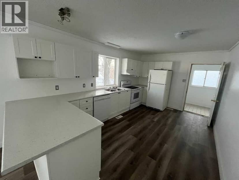 10104 99 Street, High Level, photo 6