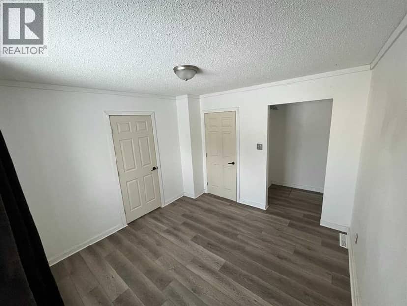 10104 99 Street, High Level, photo 8