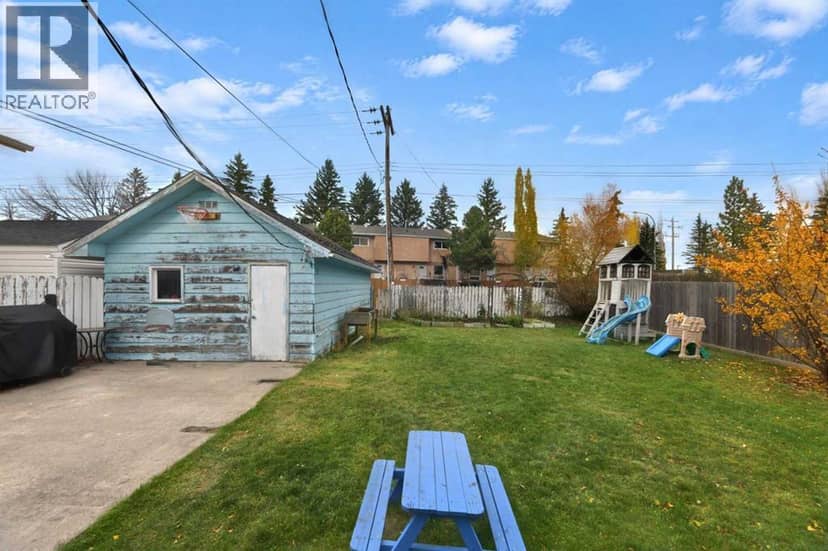 4610 47 Street — photo 27 of 35
