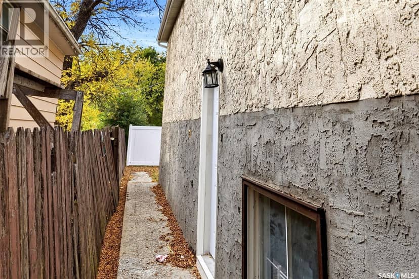 434 Halifax STREET — photo 29 of 31