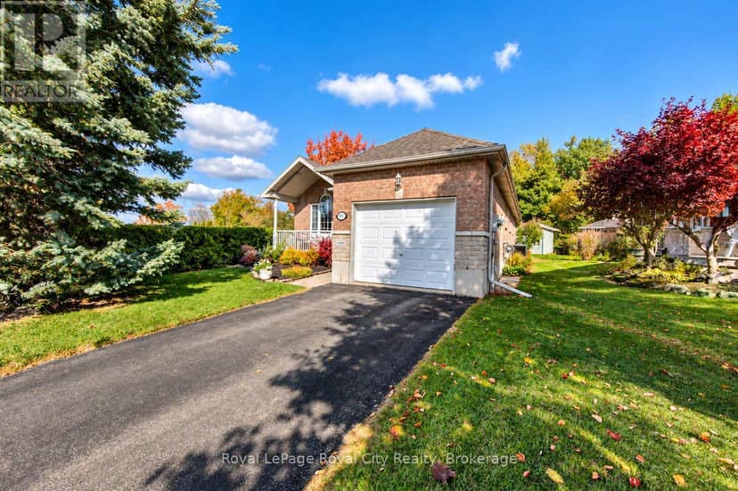 91 Harper Crescent, Centre Wellington, photo 2