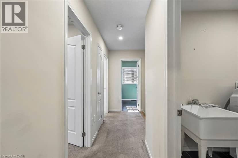 16 ALEXANDRA Drive — photo 21 of 40
